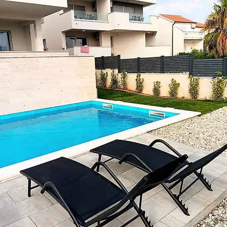 Villa Poseidon Novalja Exterior foto
