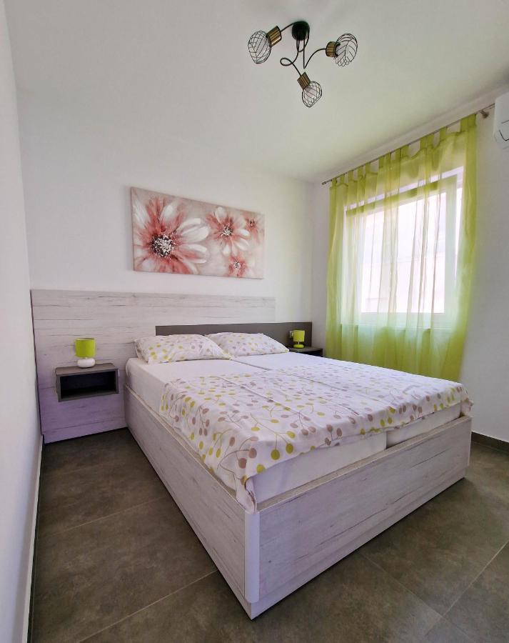 Poseidon Apartment