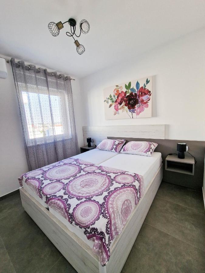 Poseidon Apartment *